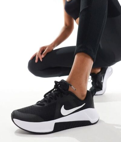 Nike Training - MC 3 sneakers