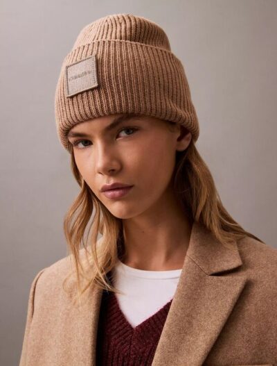 Calvin klein Ribbed Monogram Logo Badge Beanie