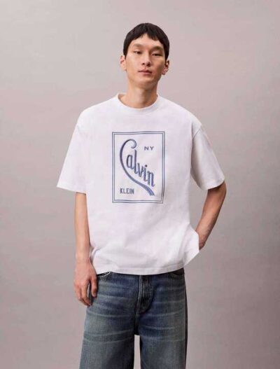 Calvin klein Script logo graphic relaxed tshirt